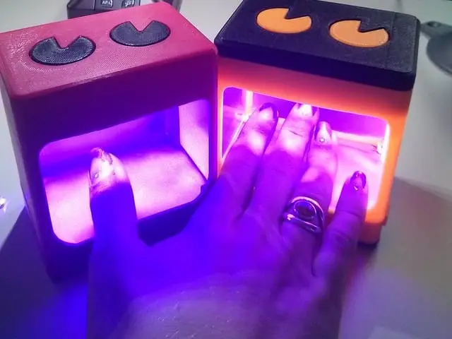 UV/LED-лампа для маникюра 168 Вт с сенсором